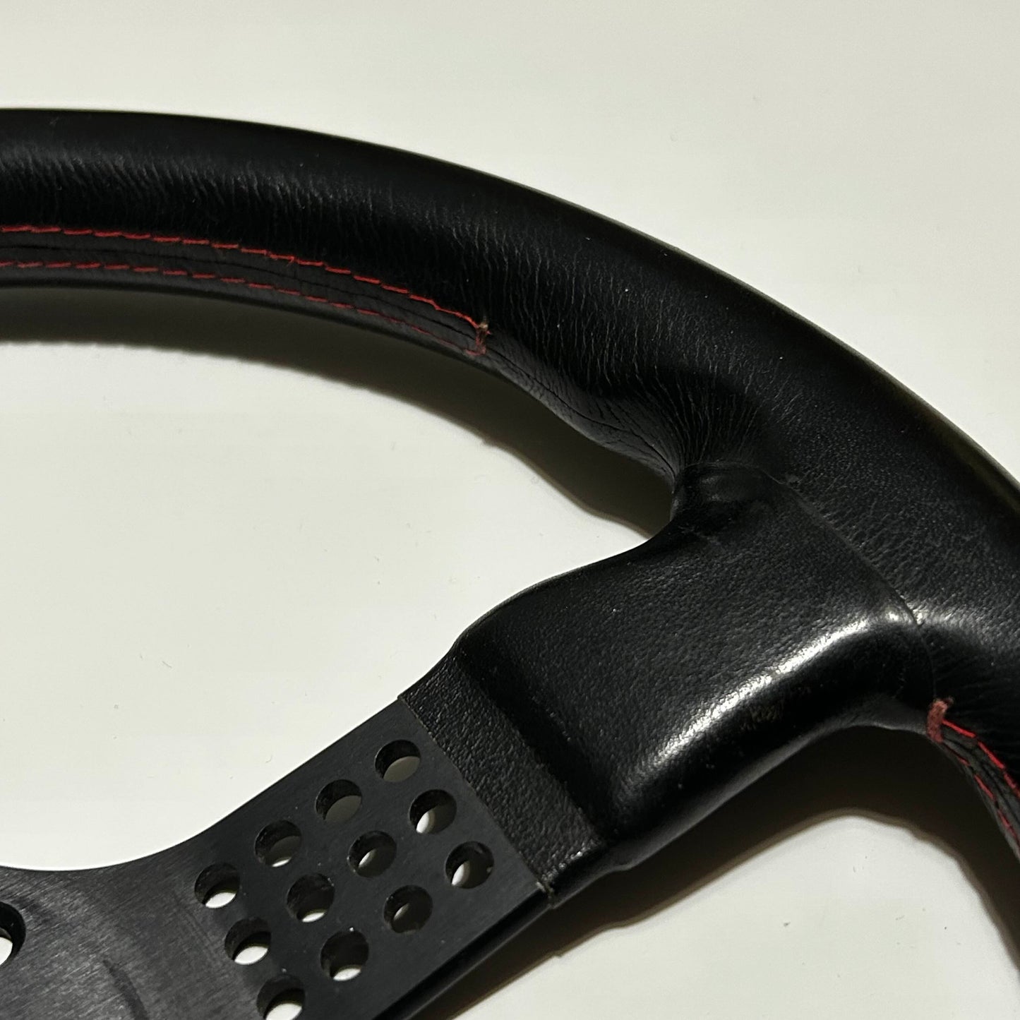 MOMO Cavallino 3 D-Cut 350mm