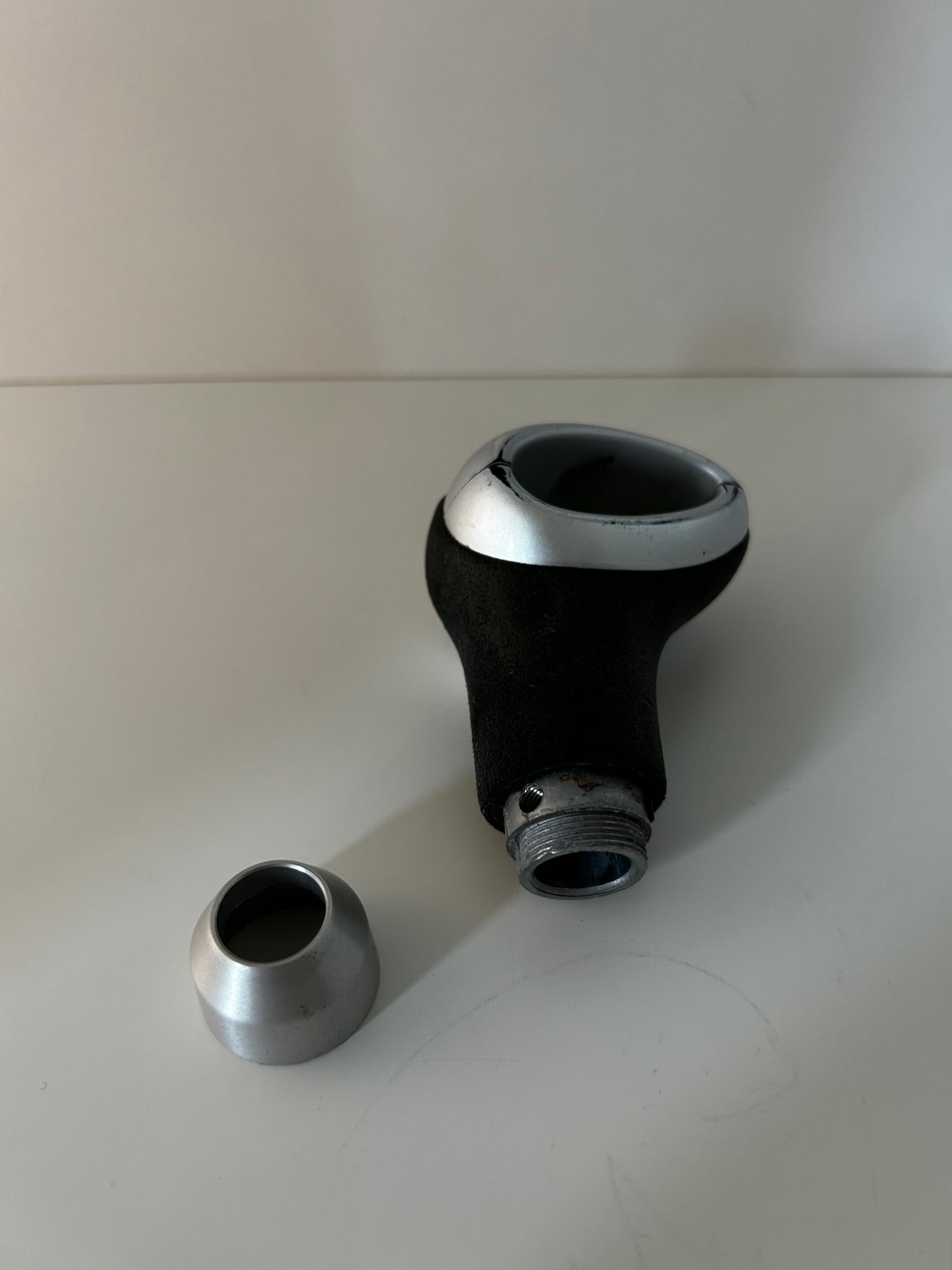 MOMO Aluminium/Alcantara Shift knob