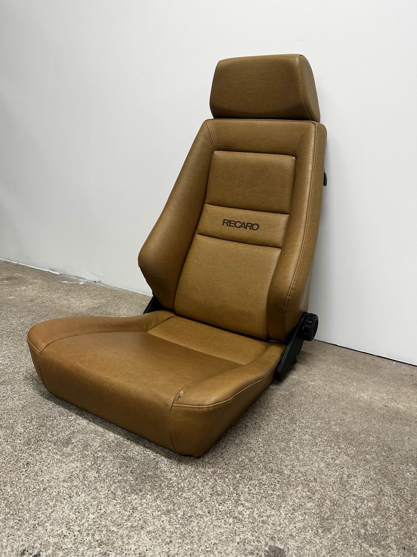 Recaro Foldable LXA Leather Seat